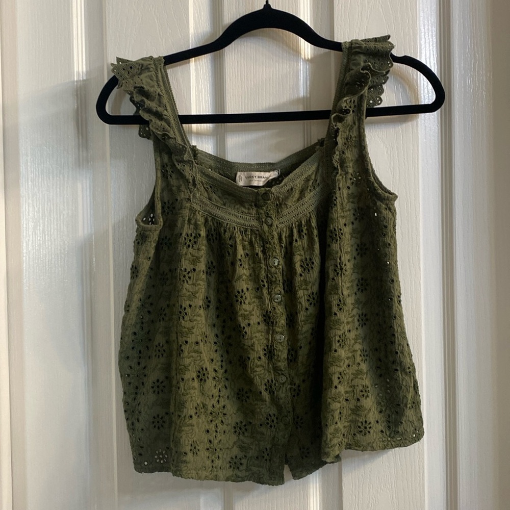 Lucky brand eyelet sleeveless top size M